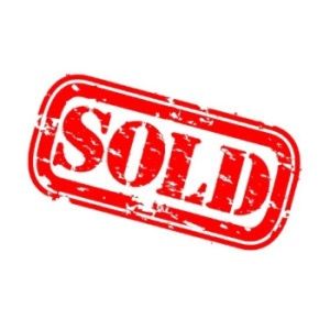 GUESS heels in shiny black EUC! Size 7.5